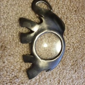 Elephant magnifying glass